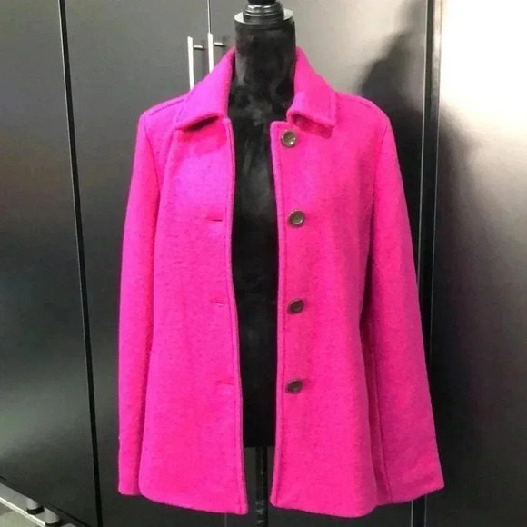 Lands’ End Wool/Rayon, lined, Pea Coat, single-breasted slash hip pockets - Picture 5 of 12